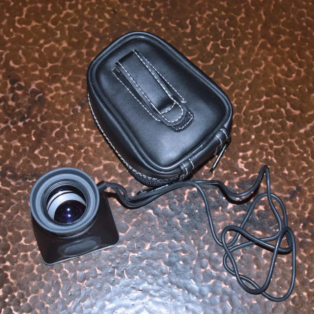 Hoodman Hoodloupe with neck strap and carry case